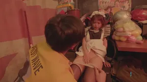 Em đừng nói gì nhé tý cô cho bắn tinh vào lồn