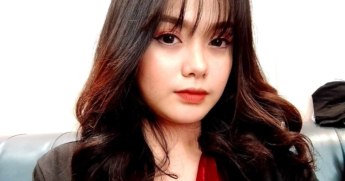 Đến nhà học nhóm, lén đụ mẹ thằng bạn